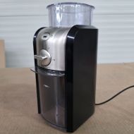 Râșniță KRUPS GVX242, 110W, Capacitate boabe 200g, Mecanism inox, 17 trepte de râșnire, Recipientul pentru cafea boabe poate fi îndepărtat, Cantitate 2~12 cești, Capace duble de siguranță, Perie de curățare