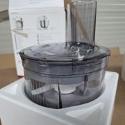 Set de accesorii BOSCH Cube Cutter MUZ5CC2 - 00577340, Procesează rapid carne, cartofi, legume și fructe în cuburi de 9x9mm sau 13x13mm, G1.324kg, Pentru Serie 4 MUM5 și Serie S2 MUMS2 (S2 doar 900W)